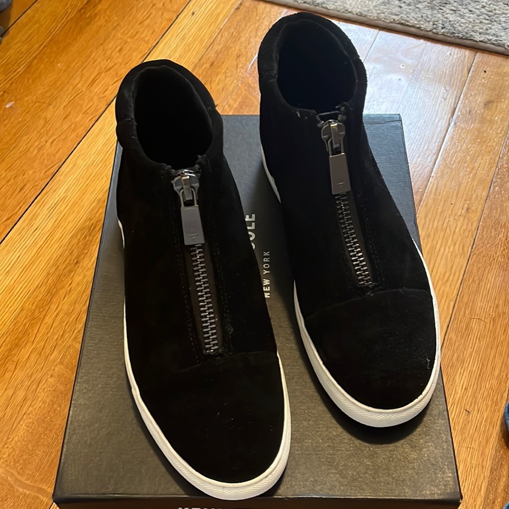 Kenneth Cole suede shoes